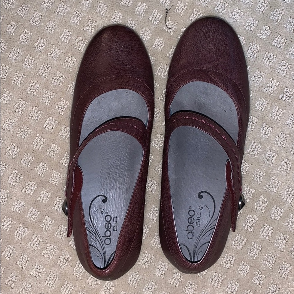 Mary Jane heels - Picture 2 of 3